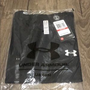 Under Armour T Shirt